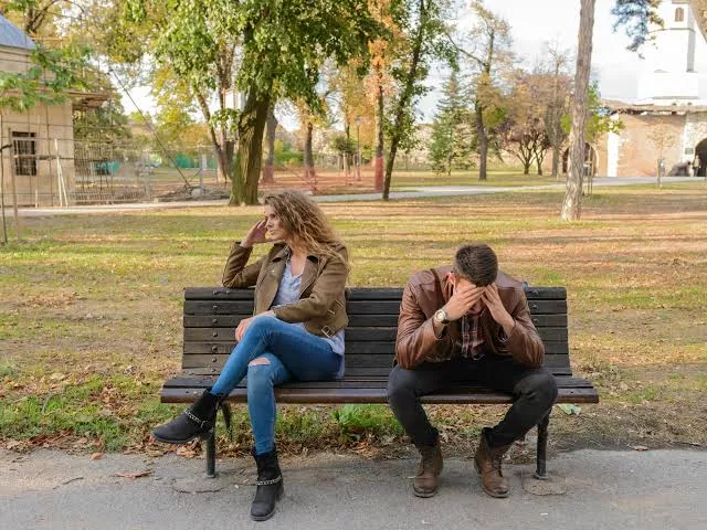 لماذا نكرر نفس العلاقات بأشخاص مختلفين